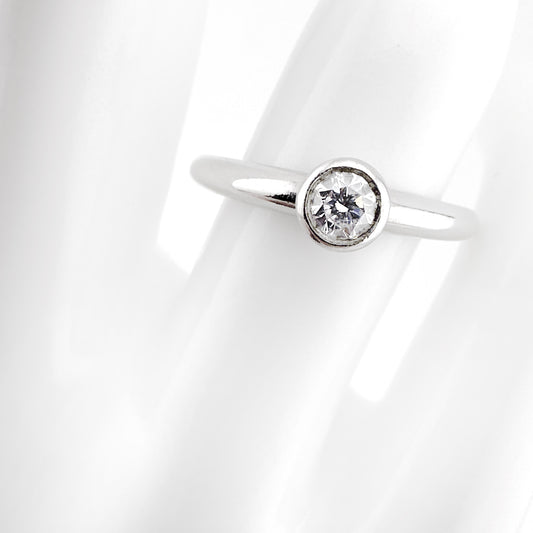 Diamond solitaire rubover ring, 0.35ct, platinum