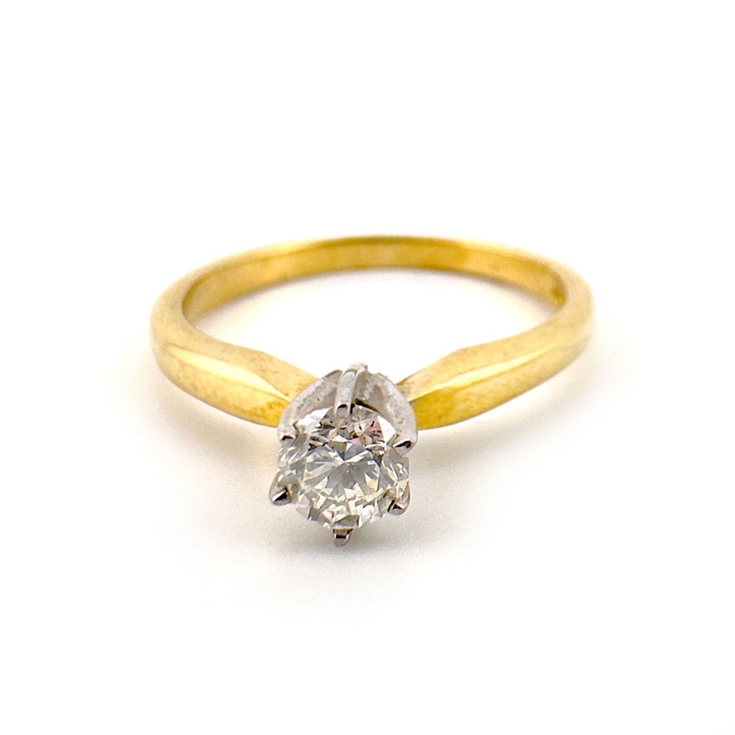 Diamond solitaire six claw ring, 18ct yellow gold