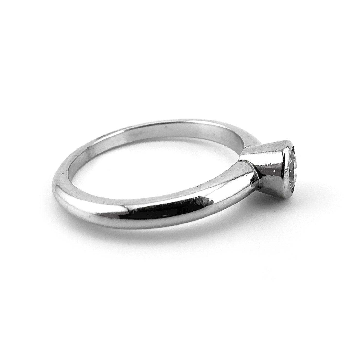 Diamond solitaire rubover ring, 0.35ct, platinum