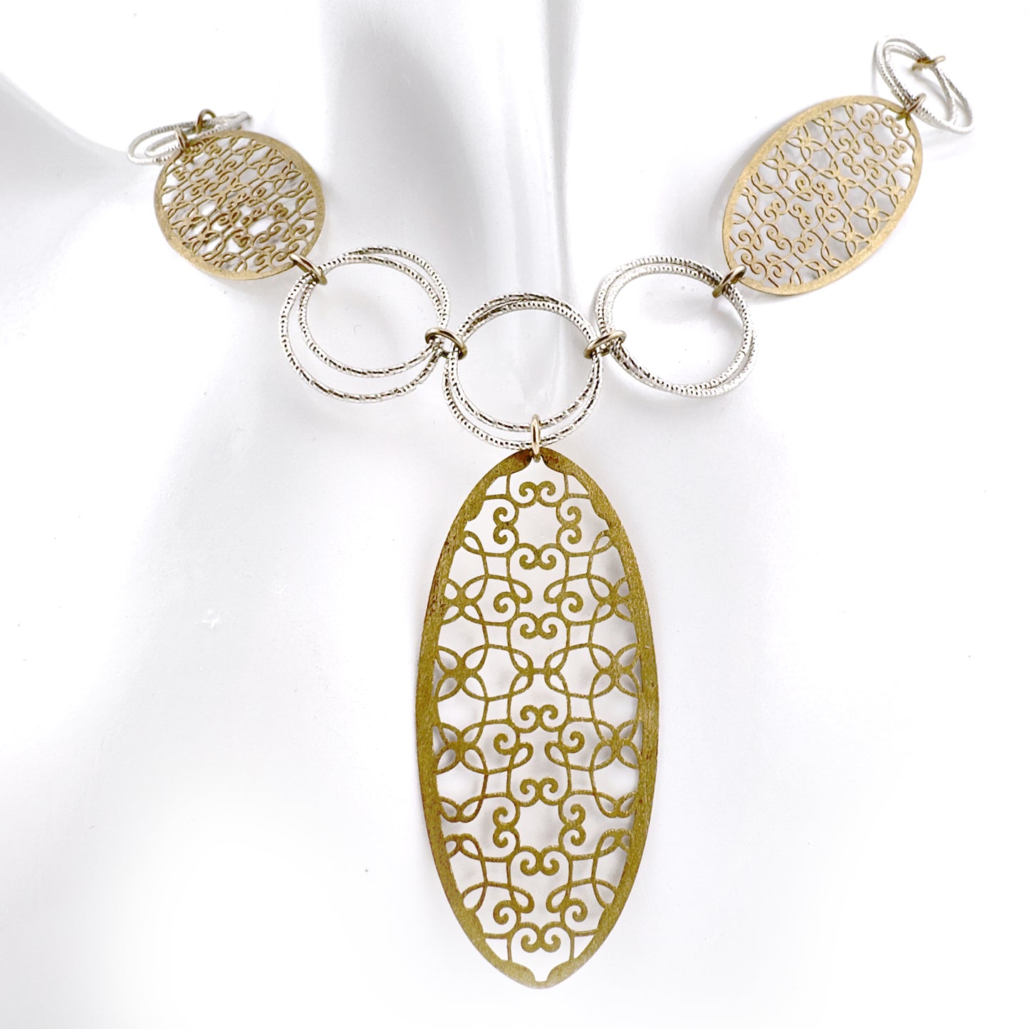 Italian wafer necklace, 9ct yellow gold with satin finish, white gold rings and chain